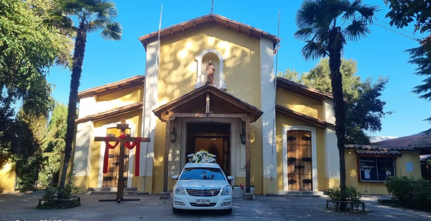 Servicio funerario en parroquia